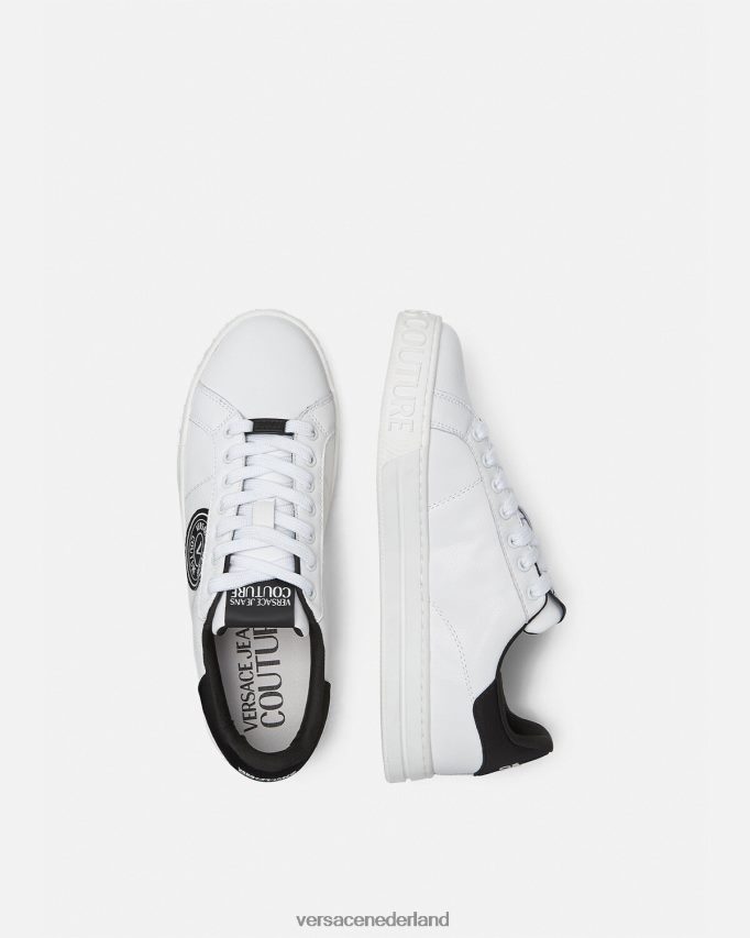 Versace Sneakers met v-embleem court 88 logo Heren wit Zwart schoen J2T4F42452