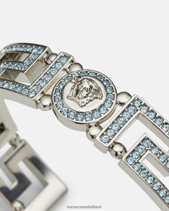 Versace Kristallen Medusa Greca manchetarmband vrouwen lichtblauw en metallic accessoires J2T4F4724