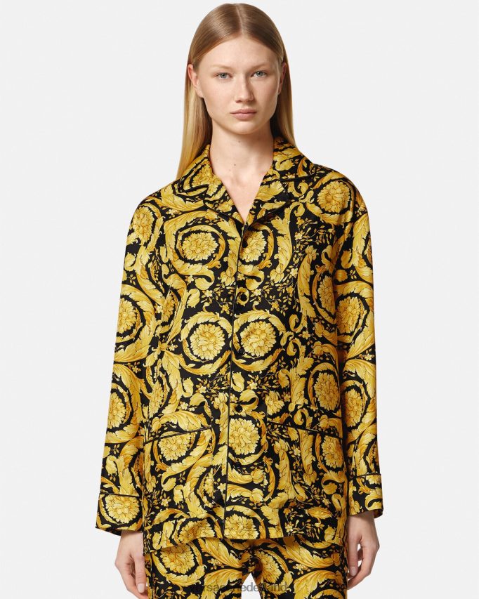 Versace Zijden pyjamashirt met barokprint vrouwen afdrukken ondergoed en strandkleding J2T4F41027